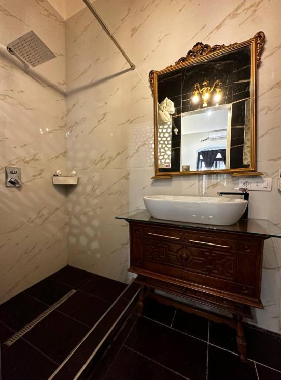 Enchanting Room In Bari Old Town Luaran gambar